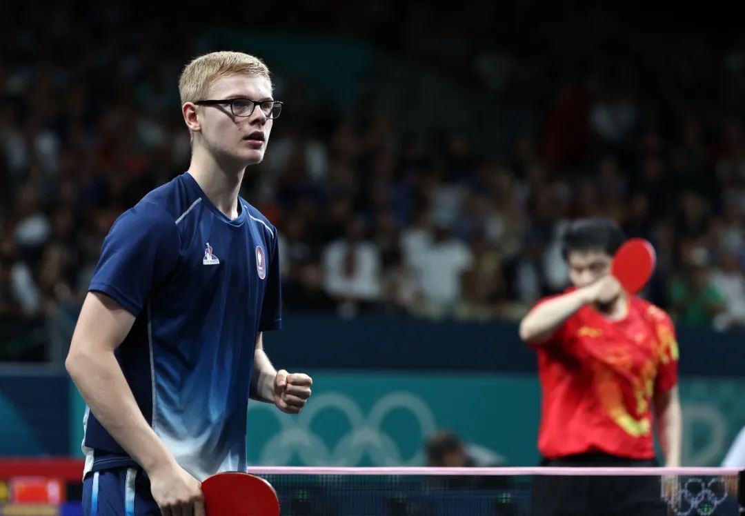 借叶楚贵在 借叶楚贵在