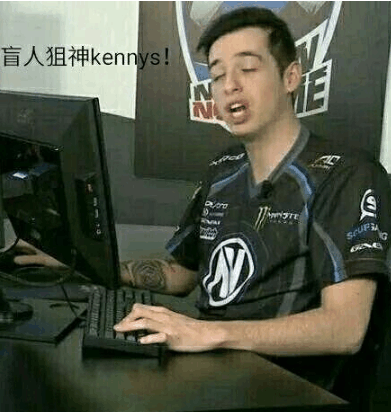 了足球的影 了足球的影